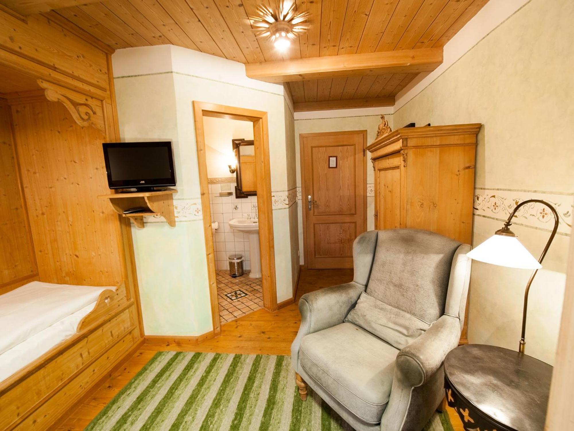 Landhaus Benediktenhof Bad Tolz Phòng bức ảnh